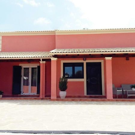 Amaryllis Boutique Apartments Moraitika Exterior foto