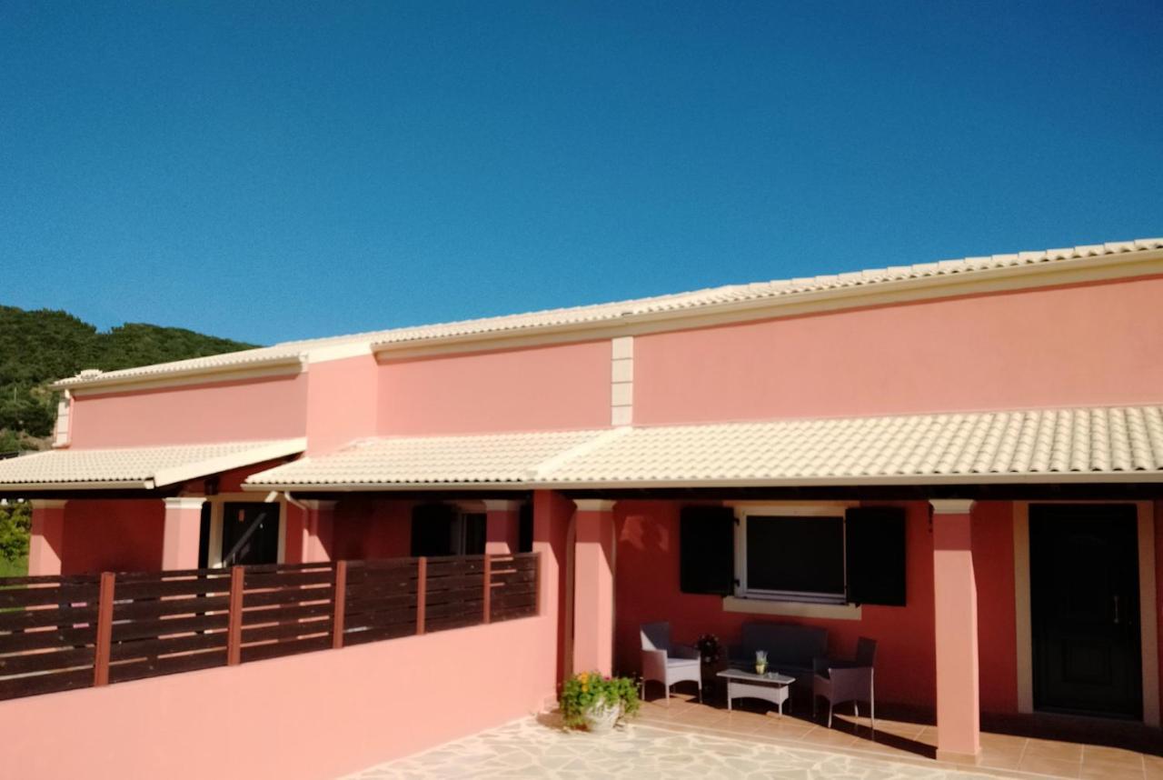 Amaryllis Boutique Apartments Moraitika Exterior foto
