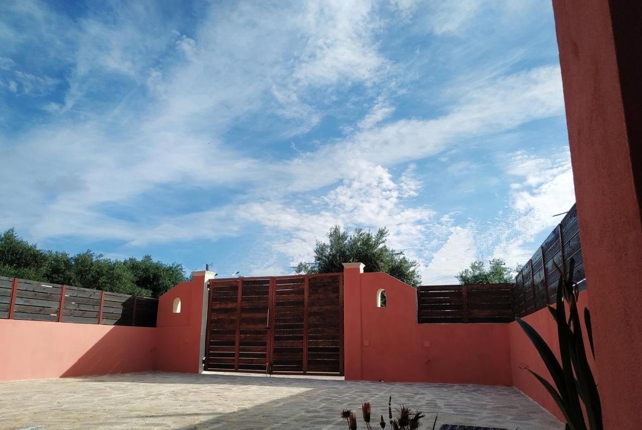 Amaryllis Boutique Apartments Moraitika Exterior foto
