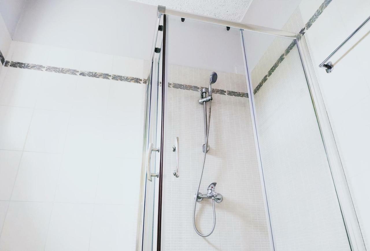 Amaryllis Boutique Apartments Moraitika Quarto foto